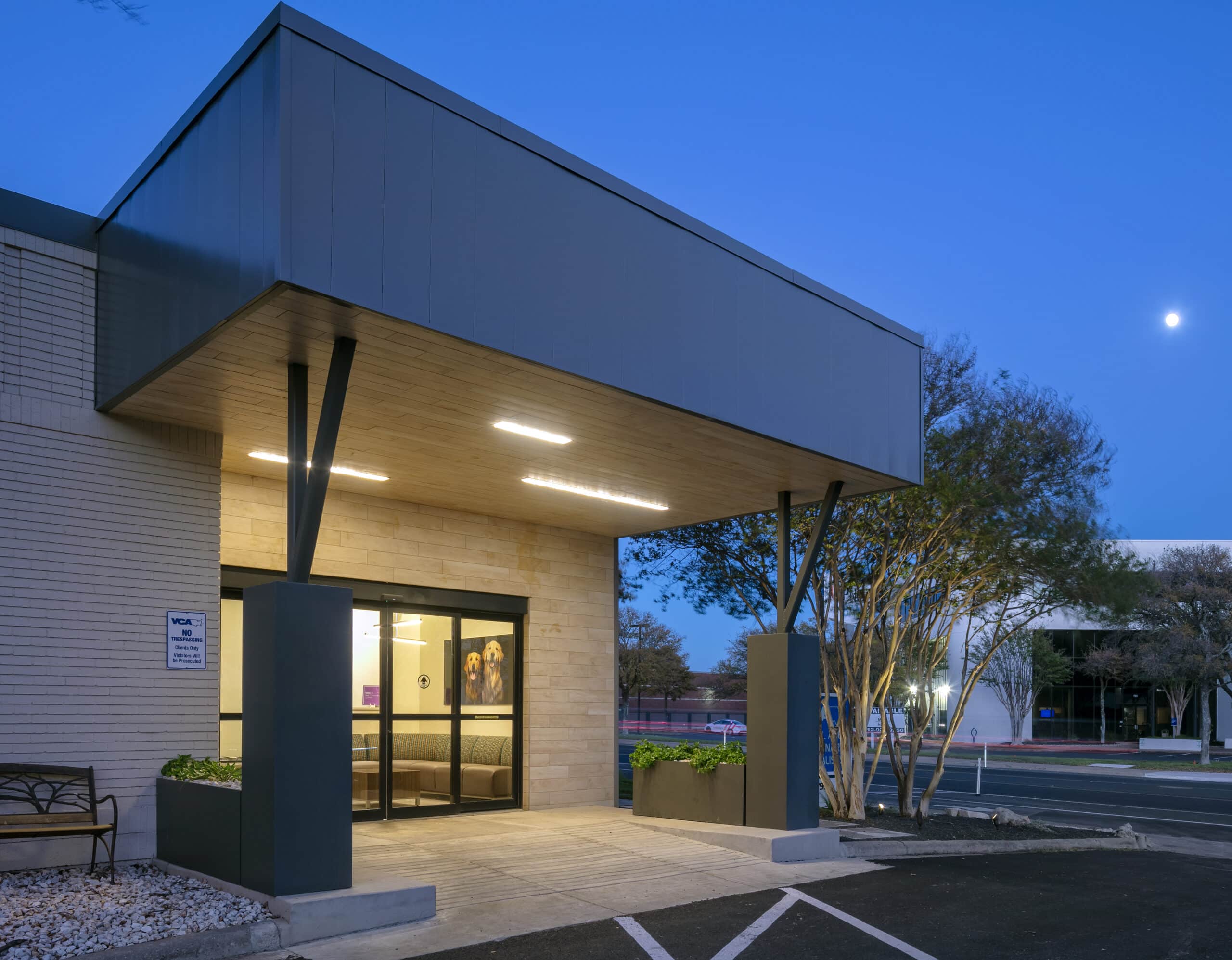VCA Austin Veterinary Clinic - K Austin & Associates Commercial Construction